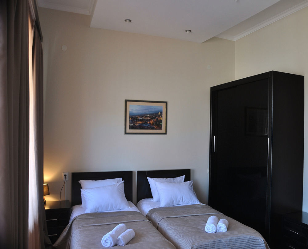 Gold Star Hotel تبليسي المظهر الخارجي الصورة